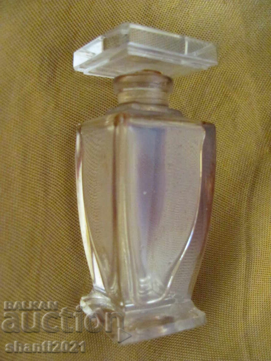Old glass perfume bottle with price 35.00 BGN | € 17.90