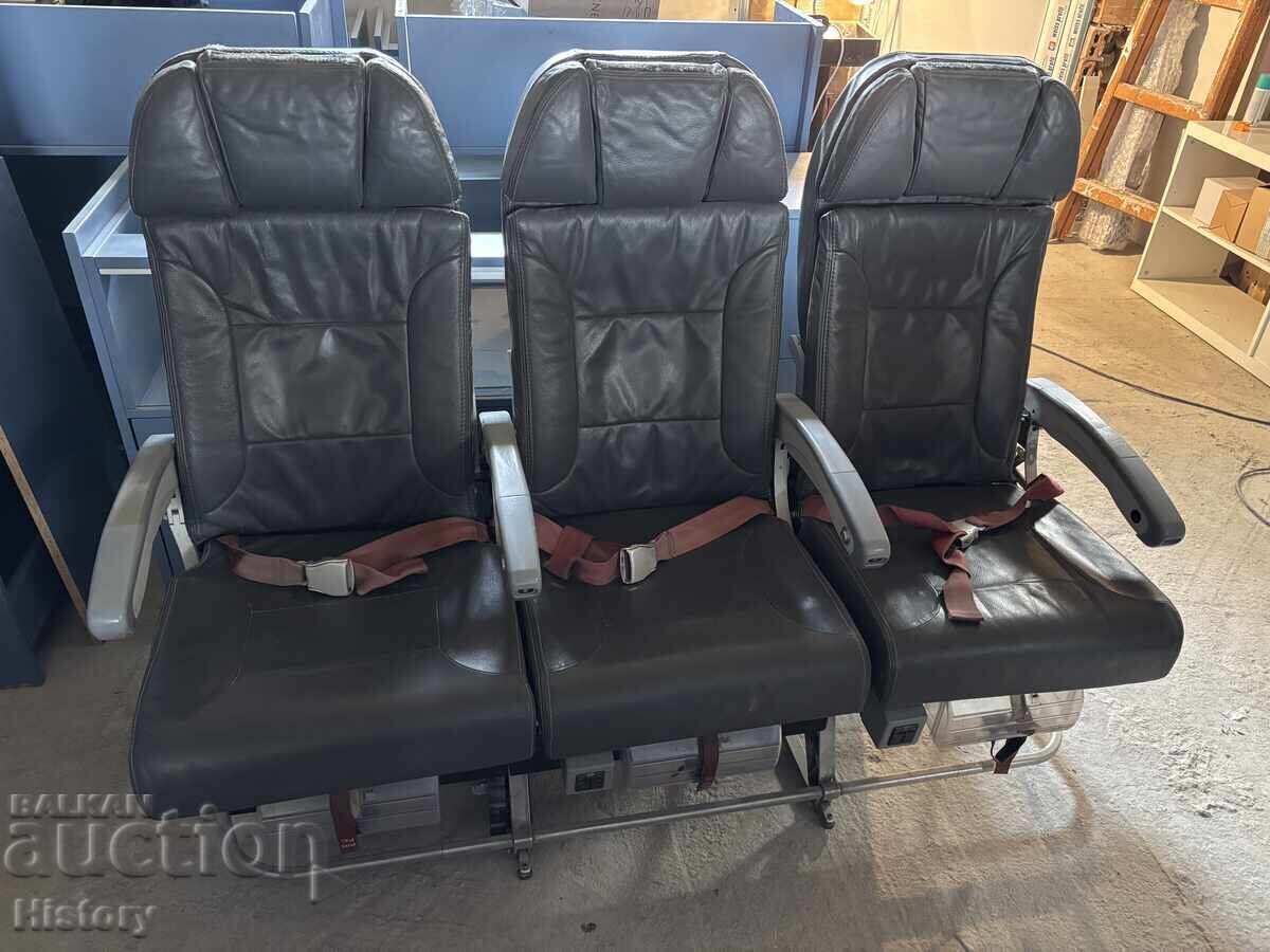 Airplane seats from AirBus A320