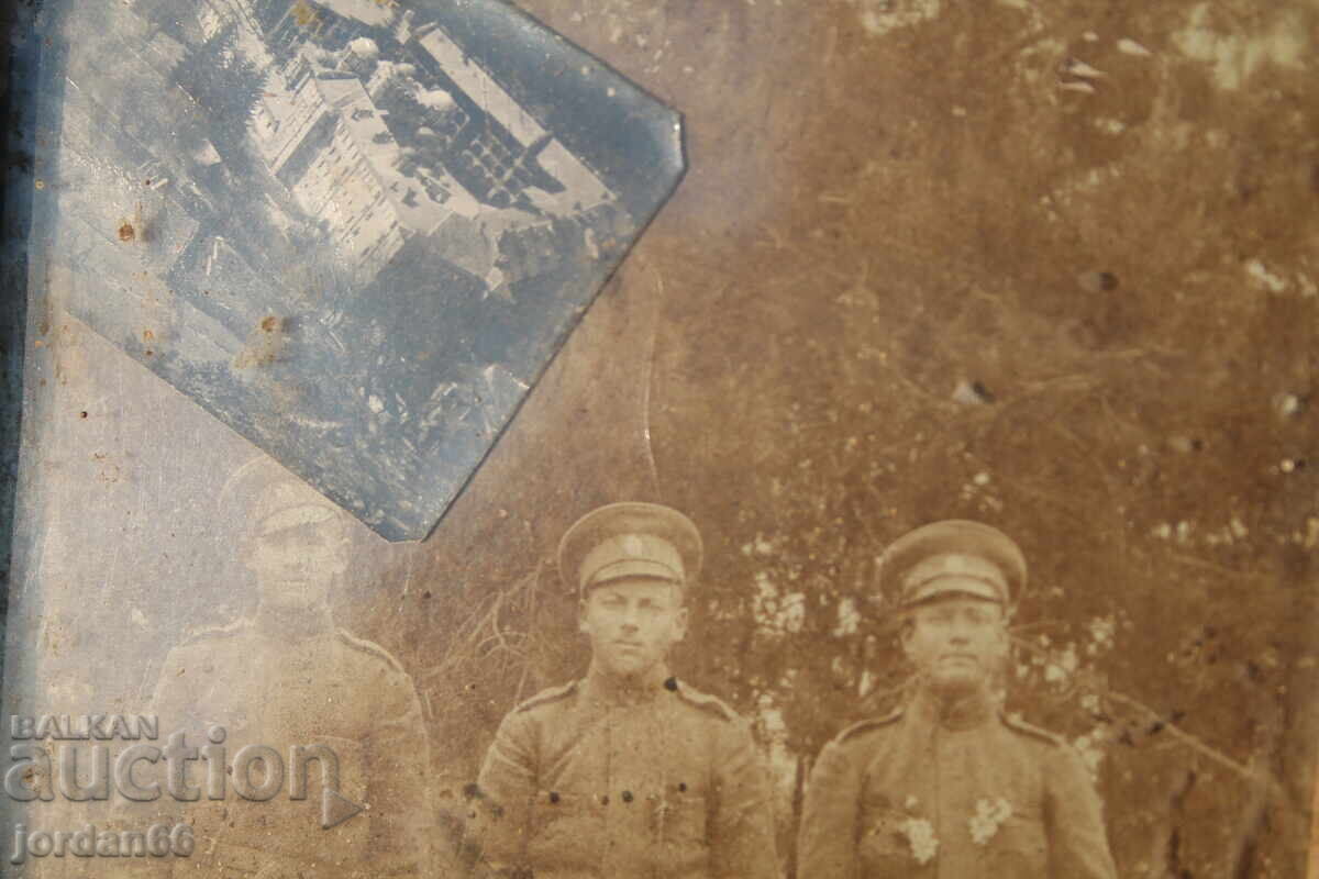 Fotografie ''Militare'' cu preț 10.00 BGN | € 5.11 Fotografie ''Militare'' cu preț 10.00 BGN | € 5.11