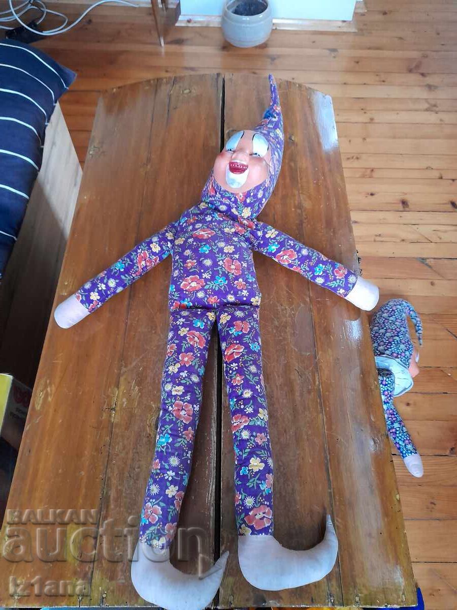 Παλιά κούκλα, κλόουν Παλιά κούκλα, κλόουν