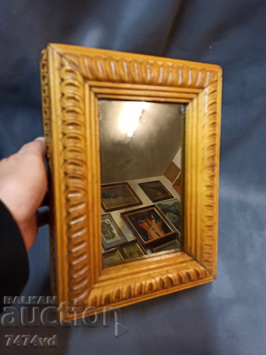 Licitație CUTIE DE BIJUTERII MARI MASSIVE, SCULTURĂ ÎN LEMN