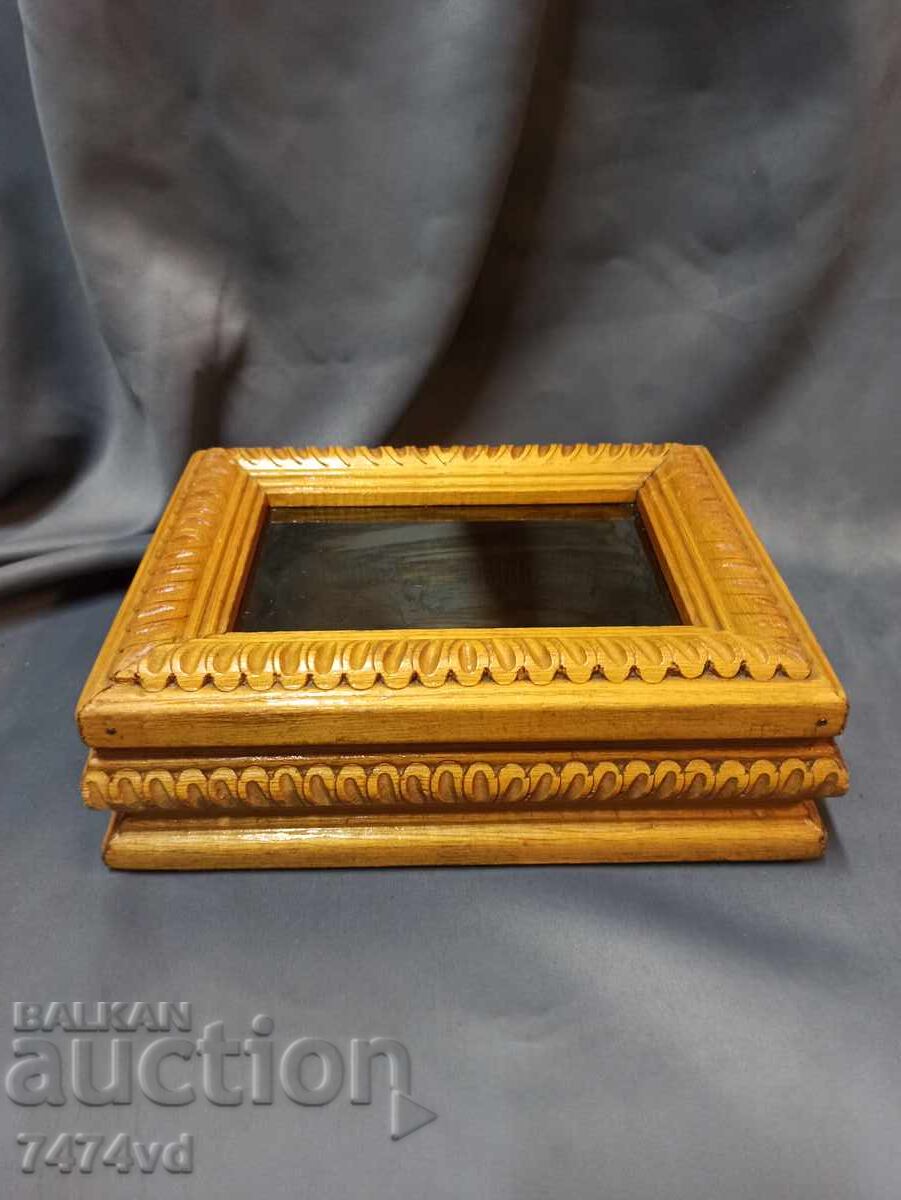 CUTIE DE BIJUTERII MARI MASSIVE, SCULTURĂ ÎN LEMN