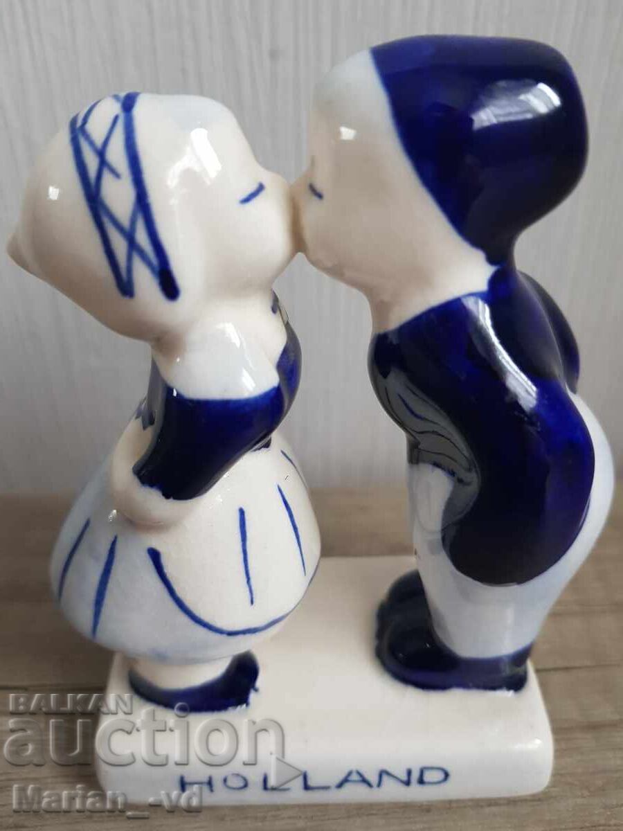 Porcelain figurine of a kissing girl and boy - Netherlands - 5 Porcelain figurine of a kissing girl and boy - Netherlands - 5