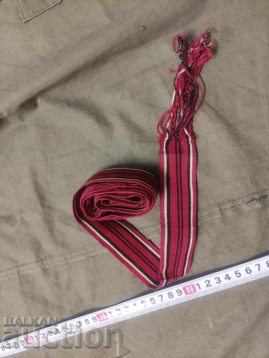 Delivery of old costume belt