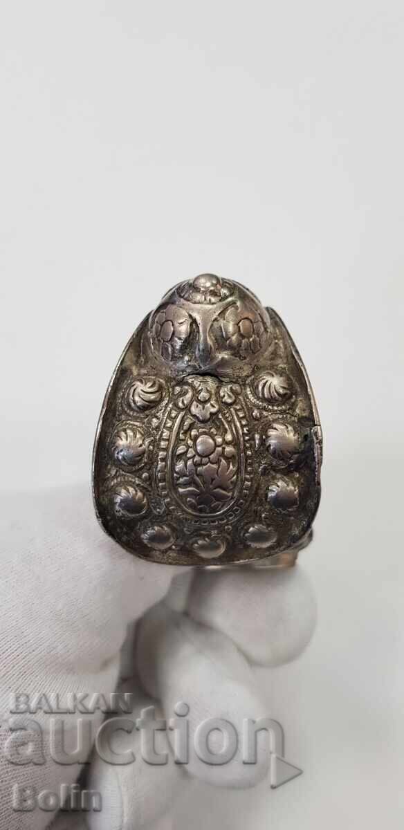 Auction Very rare Renaissance bracelet, slingshot, 19th century - silver Auction Very rare Renaissance bracelet, slingshot, 19th century - silver