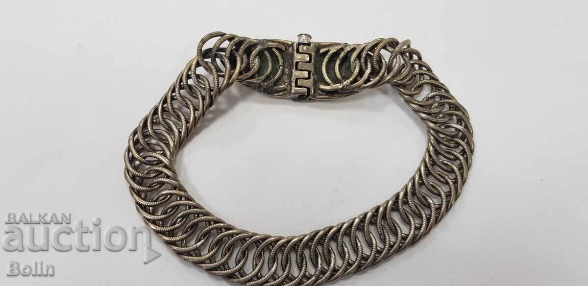 Delivery of Rare Renaissance neck ornament, neck, bitch - 19th century