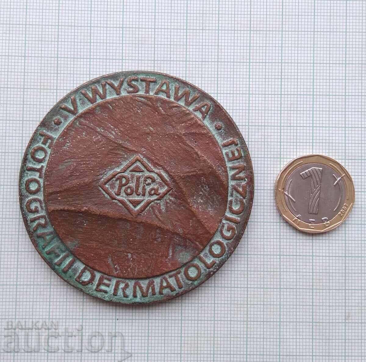 18362 Plaque - Dermatology Clinic Dublin Poland 1976 - copper with price 5.00 BGN | € 2.56 18362 Plaque - Dermatology Clinic Dublin Poland 1976 - copper with price 5.00 BGN | € 2.56