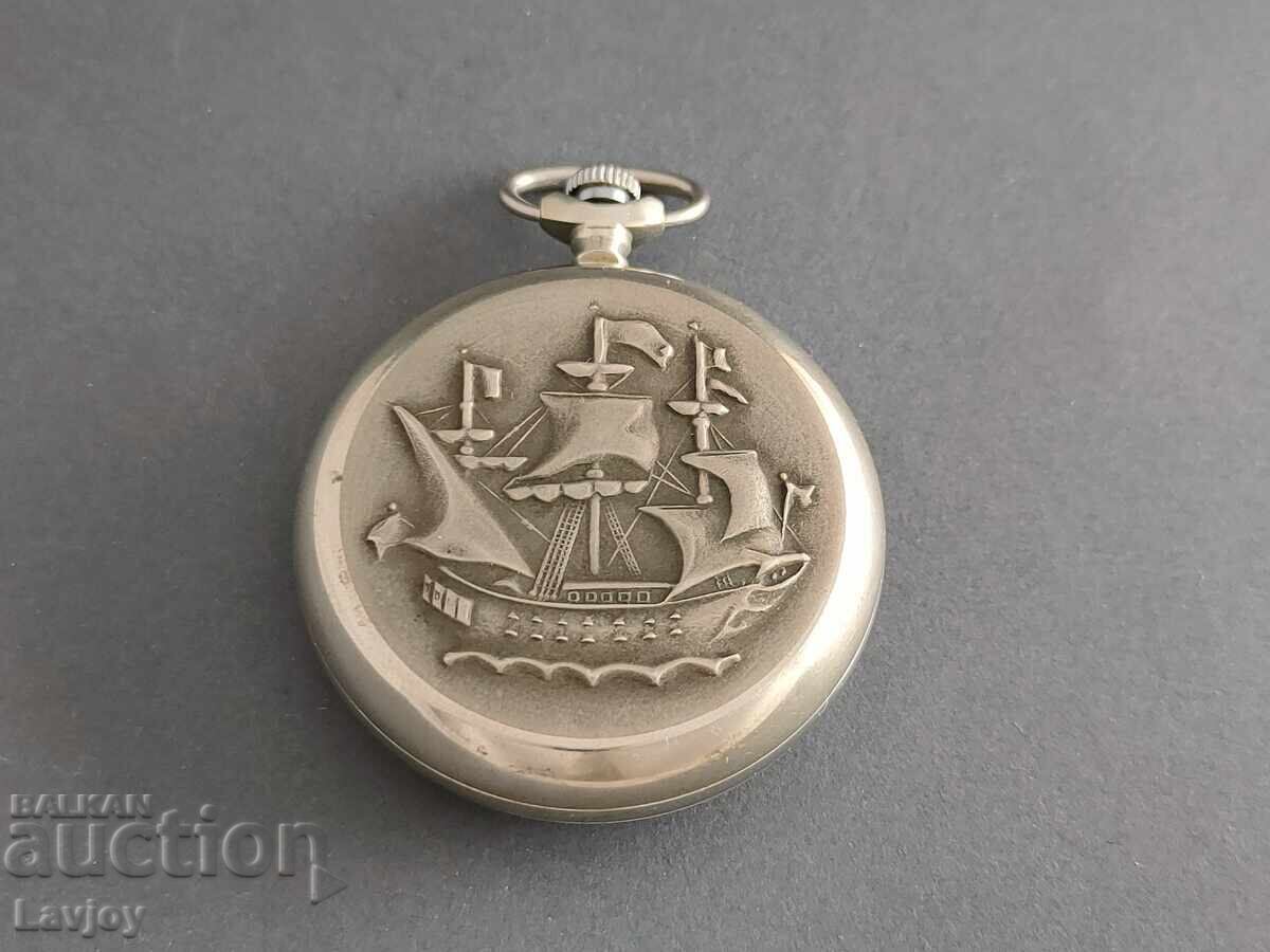 Delivery of Pocket ☭ collectible Molnija ship Delivery of Pocket ☭ collectible Molnija ship