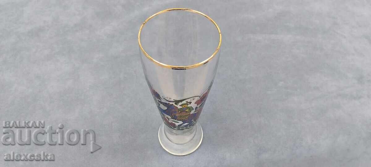 Δημοπρασία Μεγάλο ποτήρι μπύρας Δημοπρασία Μεγάλο ποτήρι μπύρας