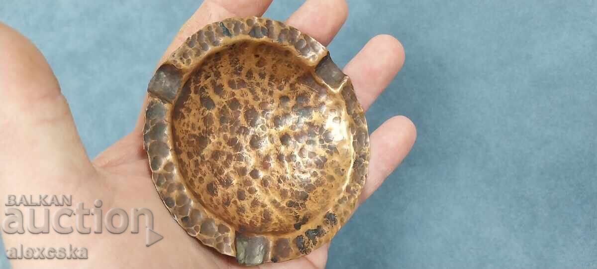 Παλιό χάλκινο τασάκι - 7 Παλιό χάλκινο τασάκι - 7