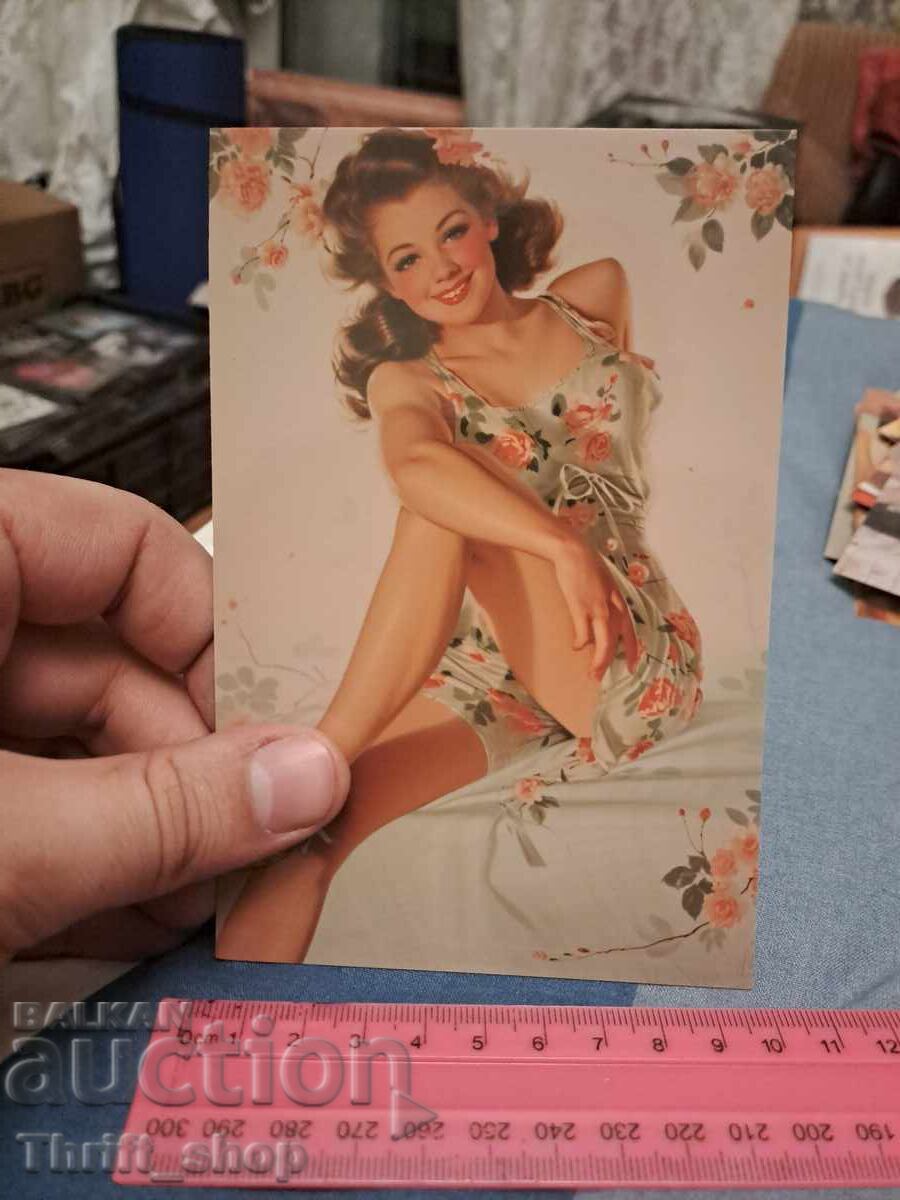 Пощенска картичка - секси момиче Пощенска картичка - секси момиче