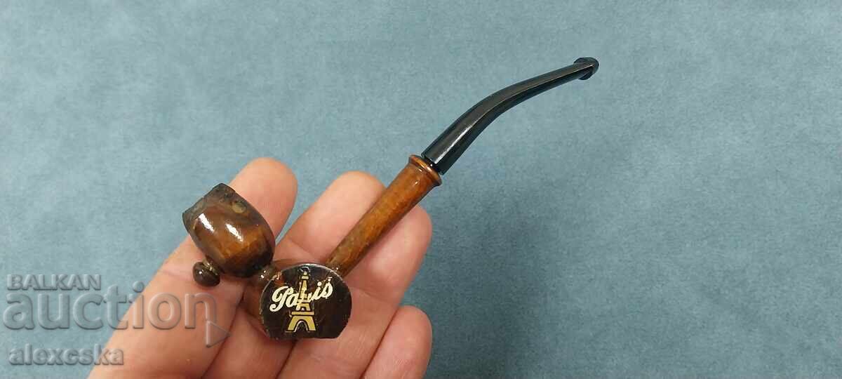 Ένα παλιό τσιγάρο με τιμή 14.00 BGN | € 7.16 Ένα παλιό τσιγάρο με τιμή 14.00 BGN | € 7.16