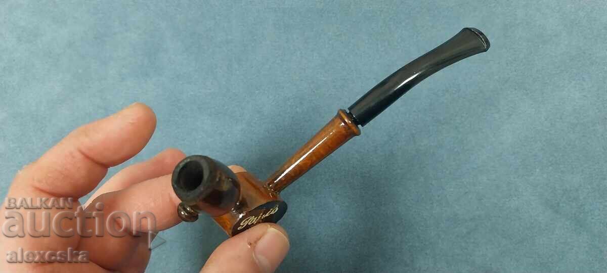 Ένα παλιό τσιγάρο Ένα παλιό τσιγάρο