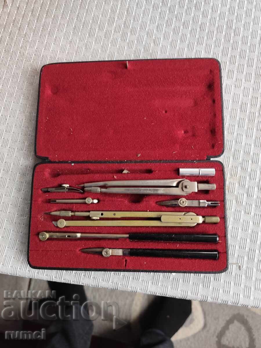 Παλιές δαγκάνες Ρίχτερ Παλιές δαγκάνες Ρίχτερ