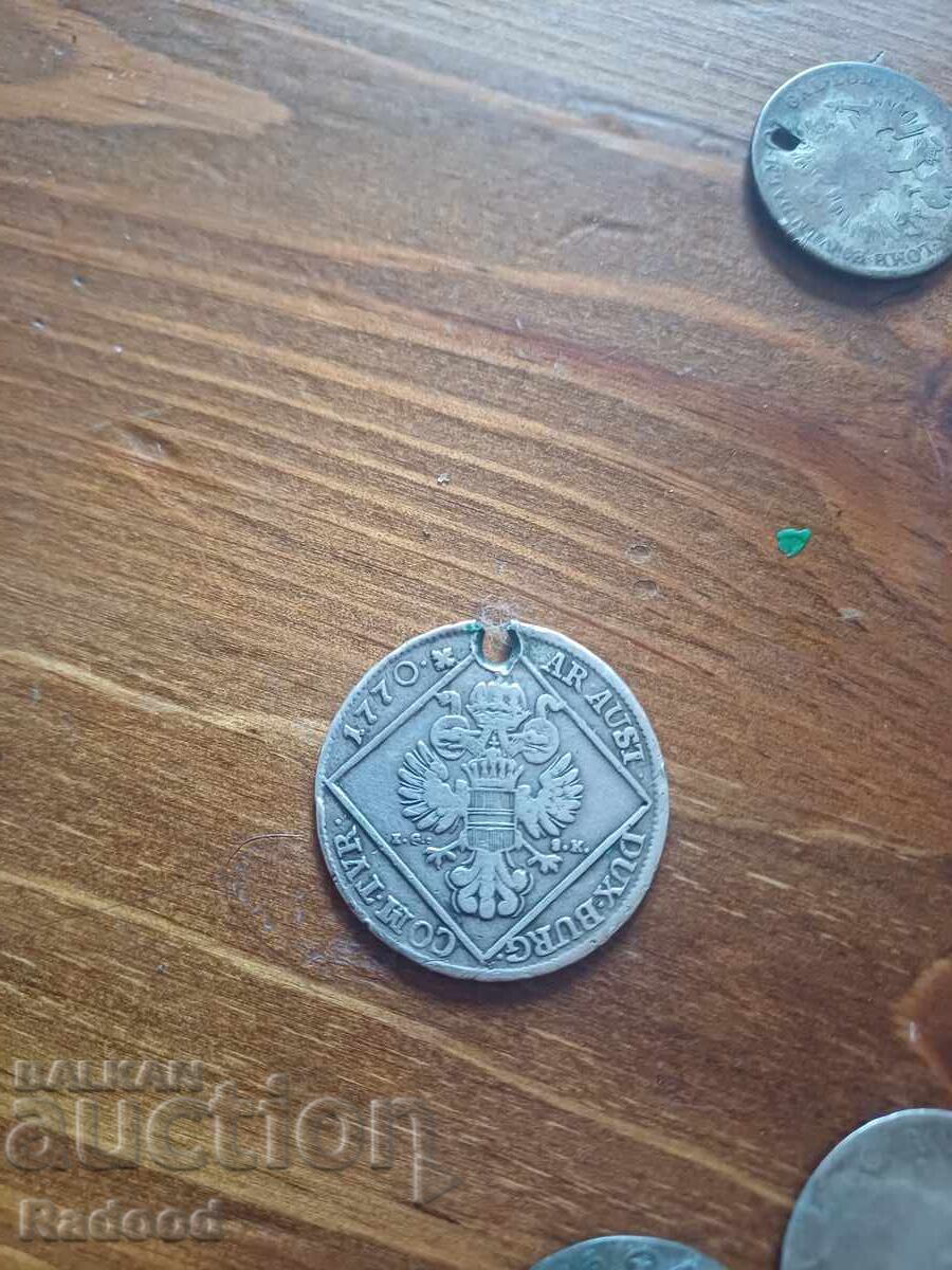 30 de crucișătoare 1770 Austria-argint cu preț 49.00 BGN | € 25.05 30 de crucișătoare 1770 Austria-argint cu preț 49.00 BGN | € 25.05