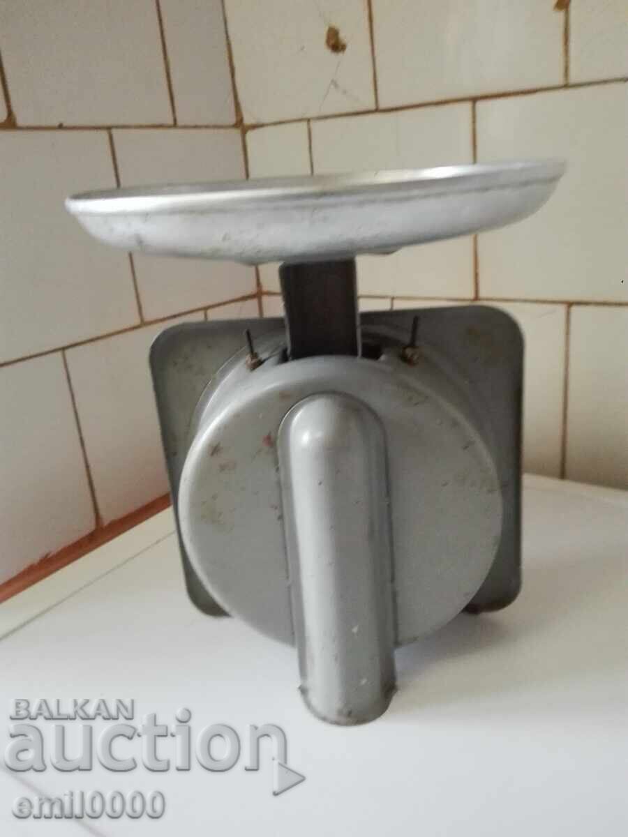 Auction Old Soviet household scale. Auction Old Soviet household scale.