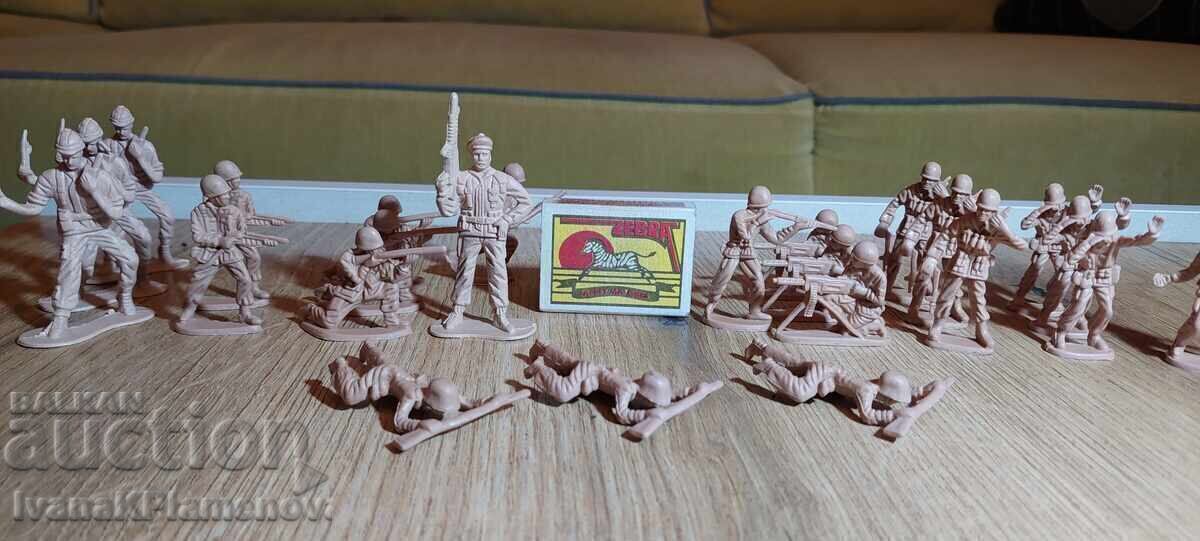 Figurine de colecție 25 de piese - 6