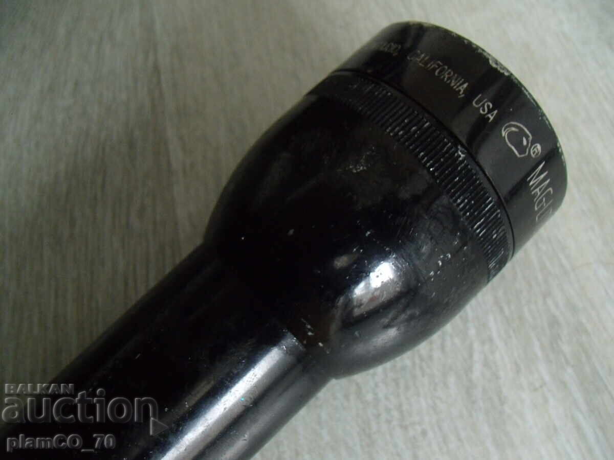 Delivery of #*7913 old MAG-LITE USA lantern Delivery of #*7913 old MAG-LITE USA lantern