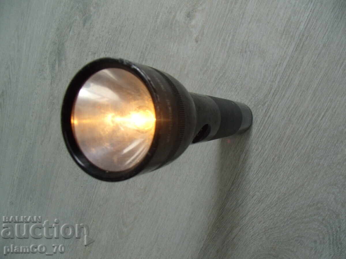 #*7913 old MAG-LITE USA lantern - 6 #*7913 old MAG-LITE USA lantern - 6