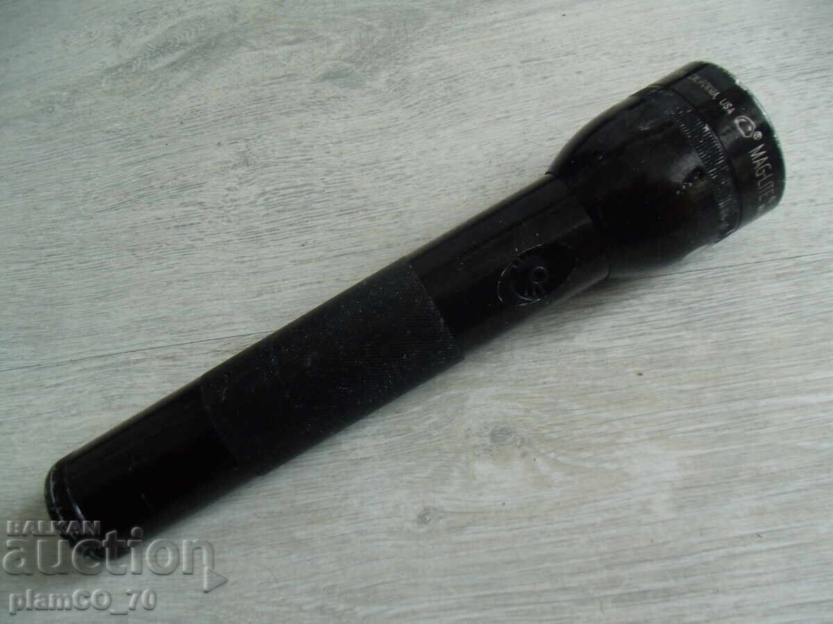 #*7913 old MAG-LITE USA lantern #*7913 old MAG-LITE USA lantern