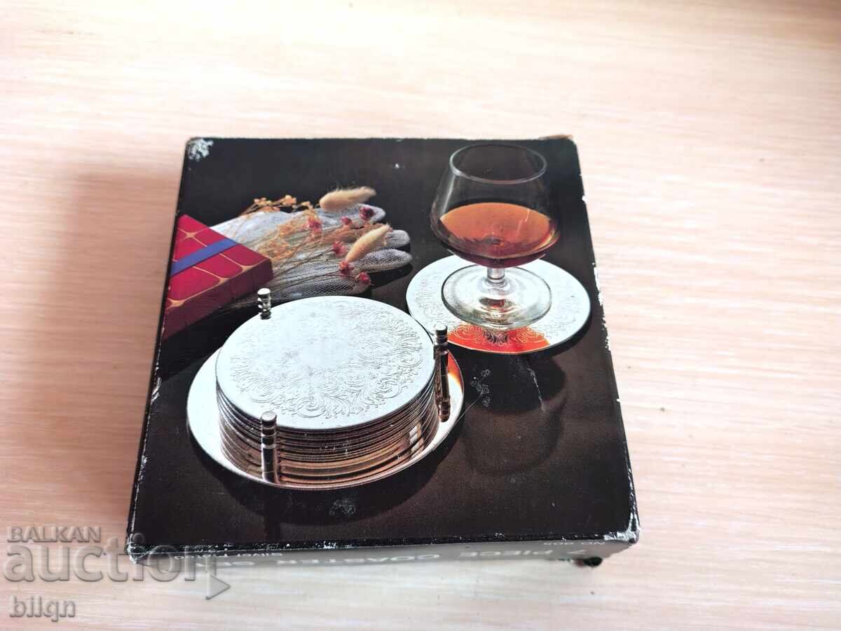 Awesome Silver Plated Coasters With Stand - 6 Awesome Silver Plated Coasters With Stand - 6