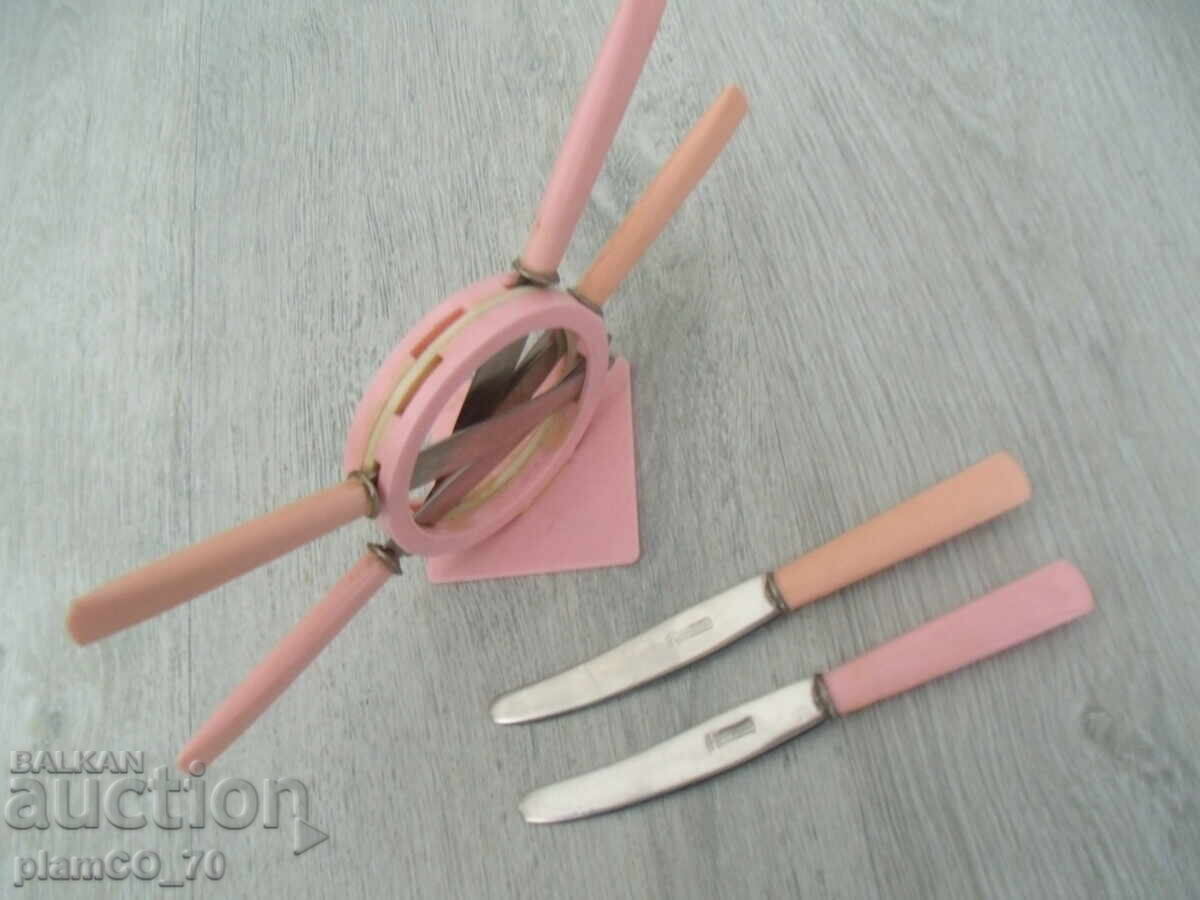 Delivery of No.*7914 set of 6 old cutlery / knives - with stand