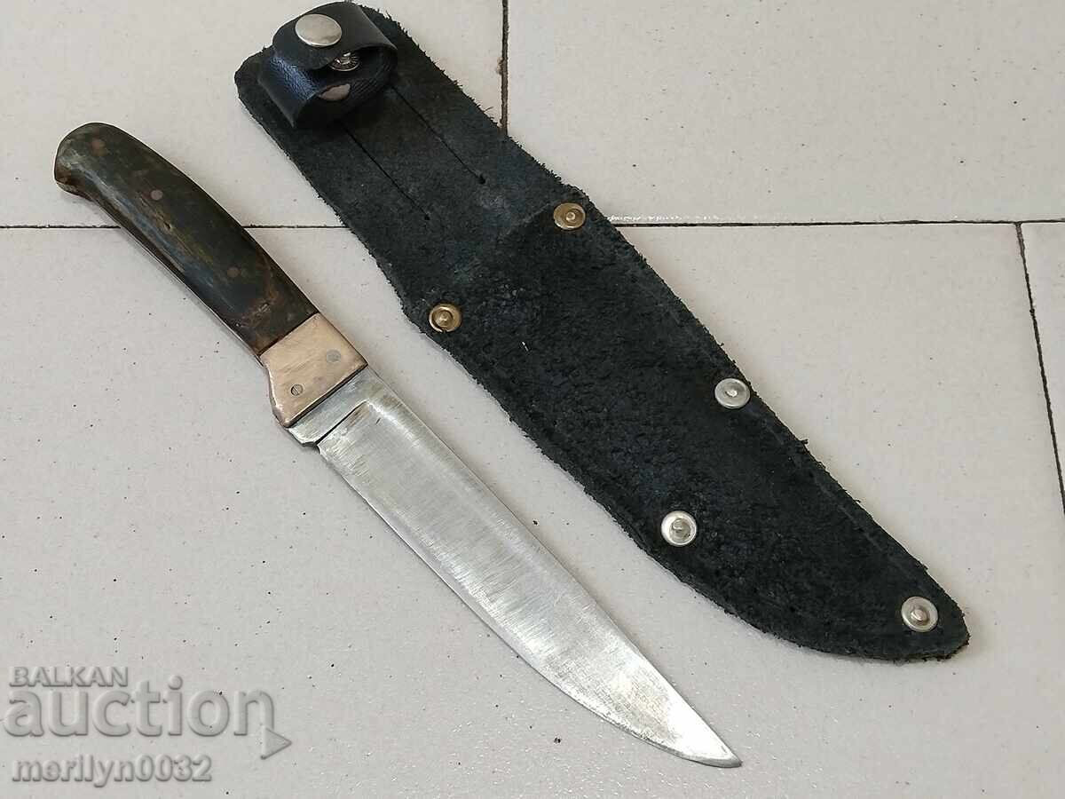 Auction Old tourist knife with buffalo horn handles Auction Old tourist knife with buffalo horn handles