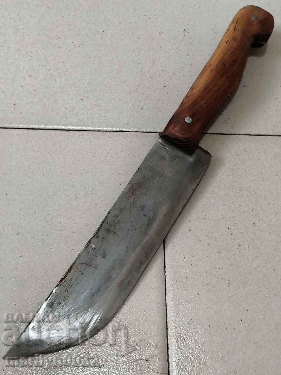 Old hunting knife with engravings for chopping wild boar - 7