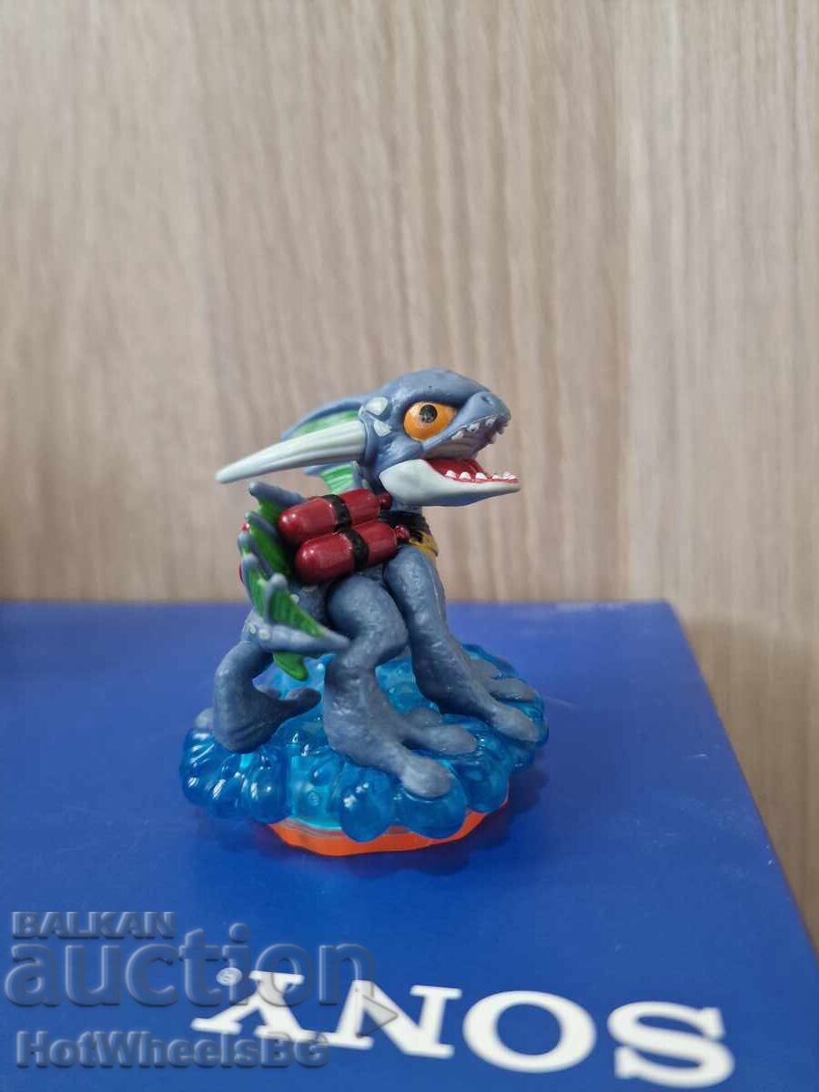 Auction SkyLanders figure Auction SkyLanders figure