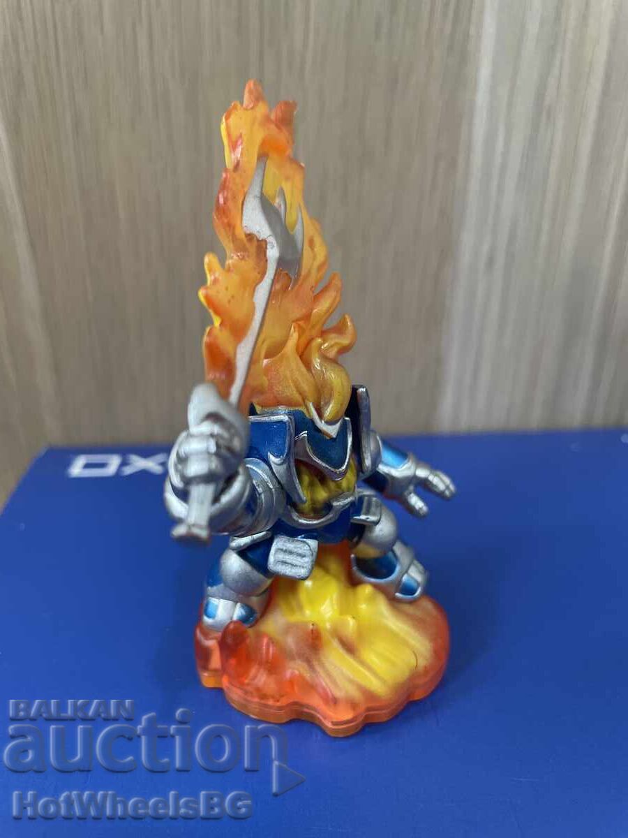 Auction  SkyLanders figure