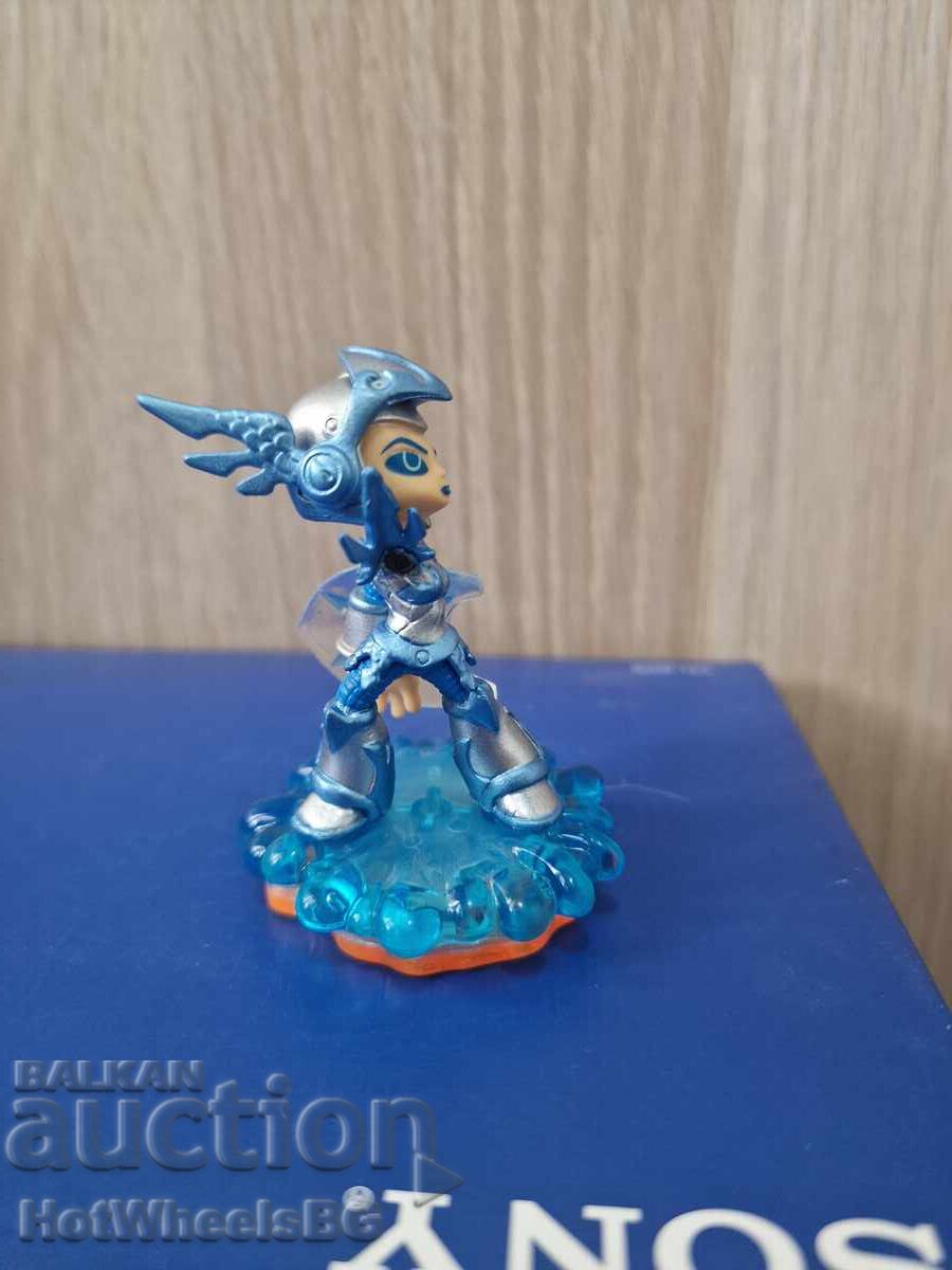SkyLanders figure with price 3.00 BGN | € 1.53 SkyLanders figure with price 3.00 BGN | € 1.53