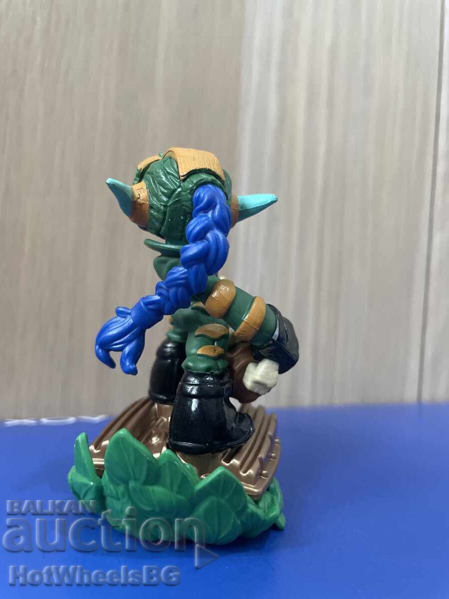 Auction SkyLanders figure Auction SkyLanders figure