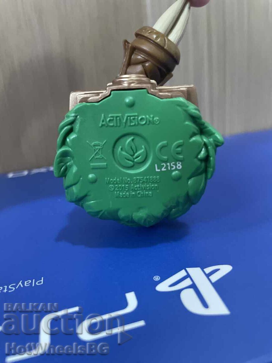 SkyLanders figure - 5 SkyLanders figure - 5