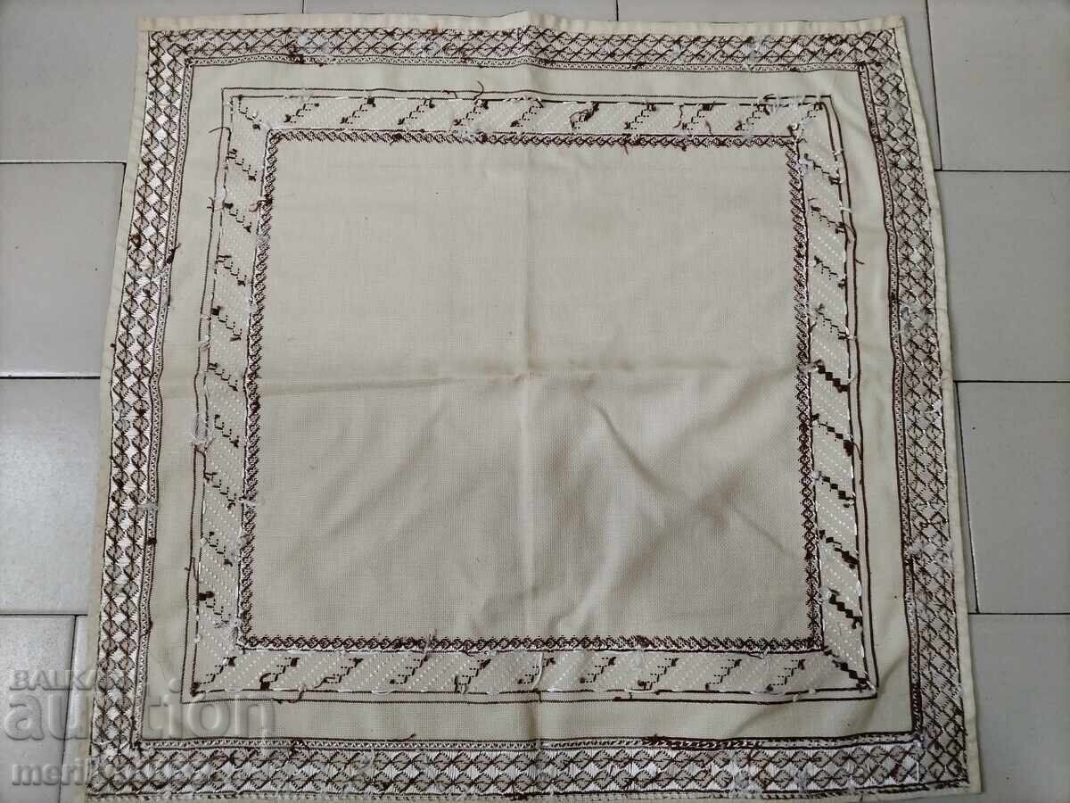 Delivery of Old embroidered check, tablecloth, milo, Bulgarian embroidery Delivery of Old embroidered check, tablecloth, milo, Bulgarian embroidery