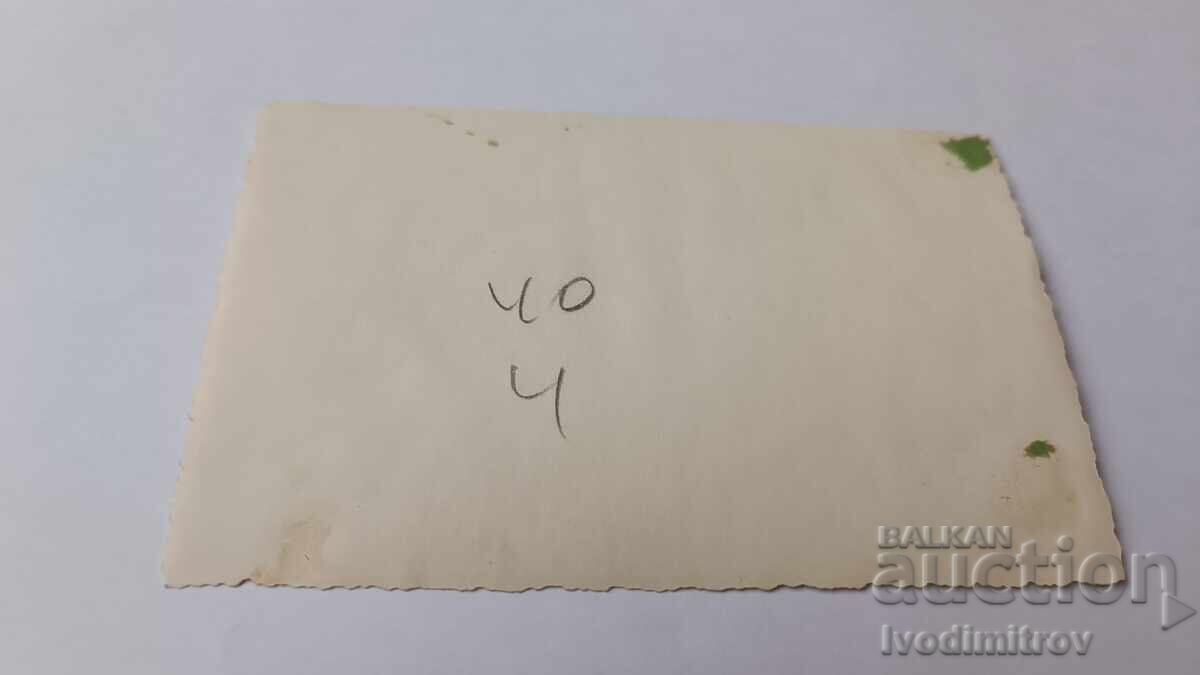 Φωτογραφία Σοφία Δύο άντρες στο δρόμο με τιμή 2.85 BGN | € 1.46 Φωτογραφία Σοφία Δύο άντρες στο δρόμο με τιμή 2.85 BGN | € 1.46