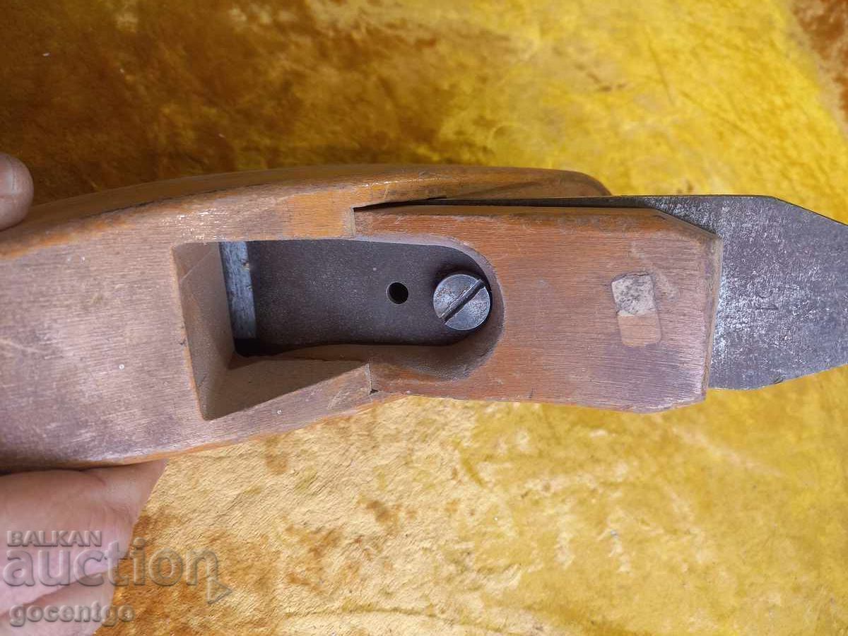 Licitație GRAD SANATOS 20 CM GERMANIA SURUB DE FIXARE