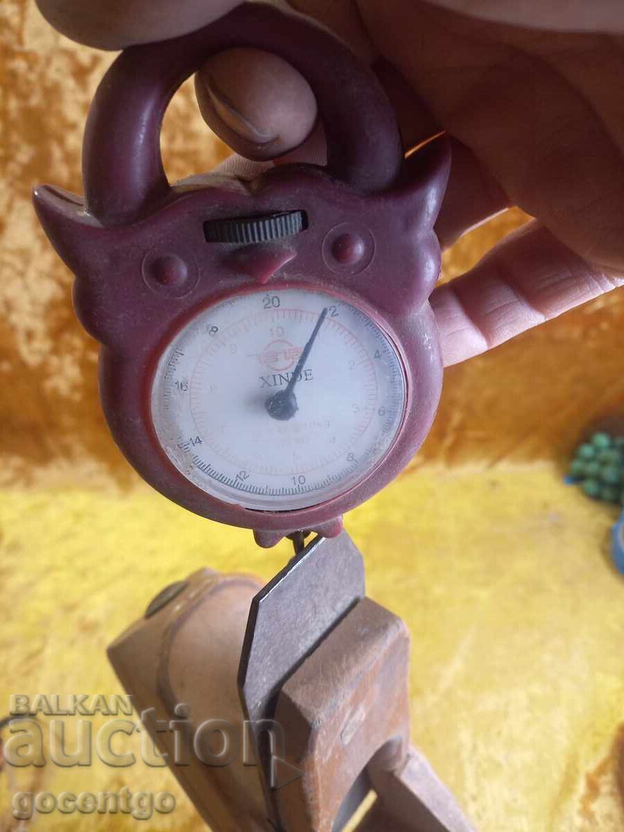 Fishing scale up to 20 kg. STRAIGHT SCREW FOR ZEROING THE SCALE - 7 Fishing scale up to 20 kg. STRAIGHT SCREW FOR ZEROING THE SCALE - 7