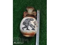 Vaza de lut pictata manual