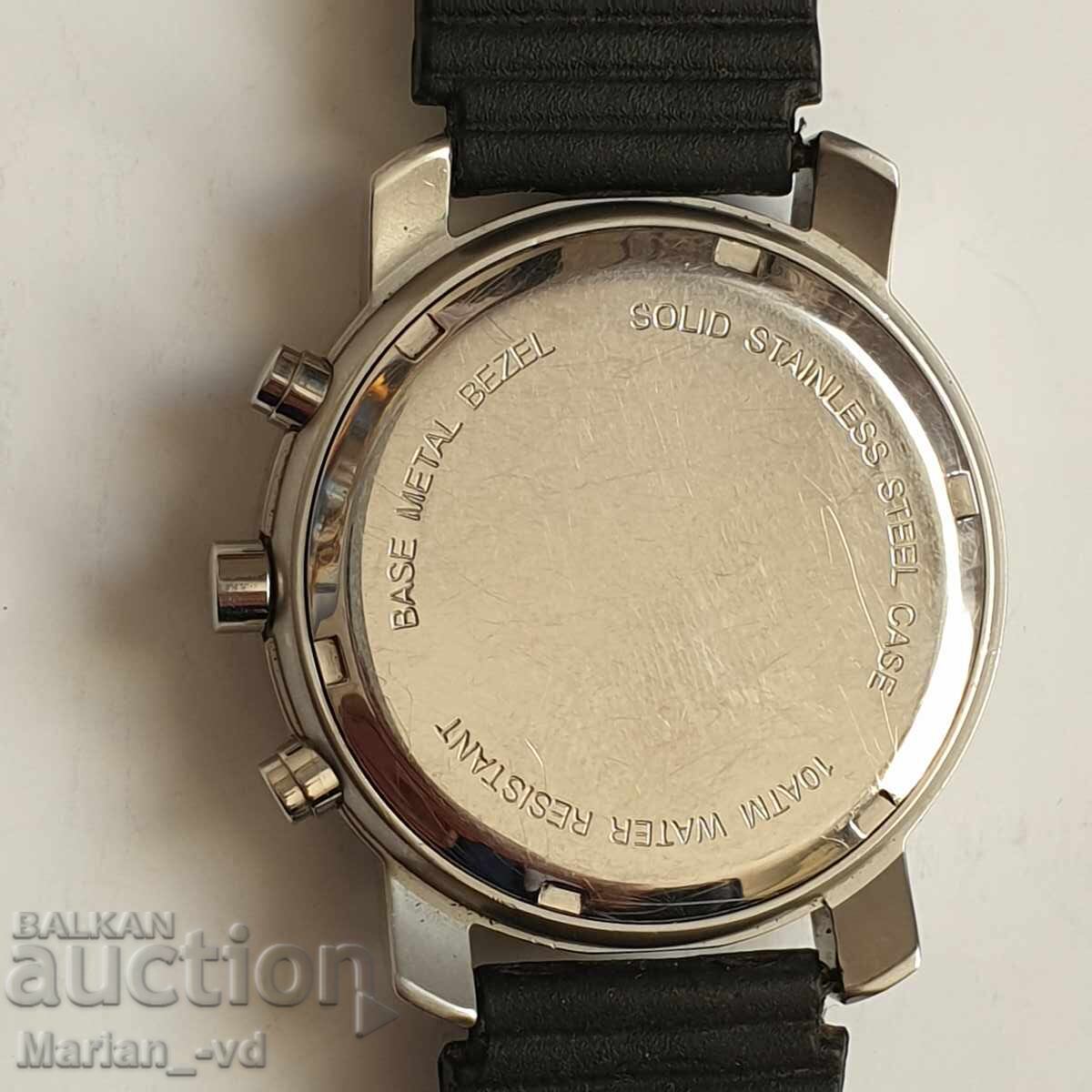 Auction  Men's quartz chronograph watch