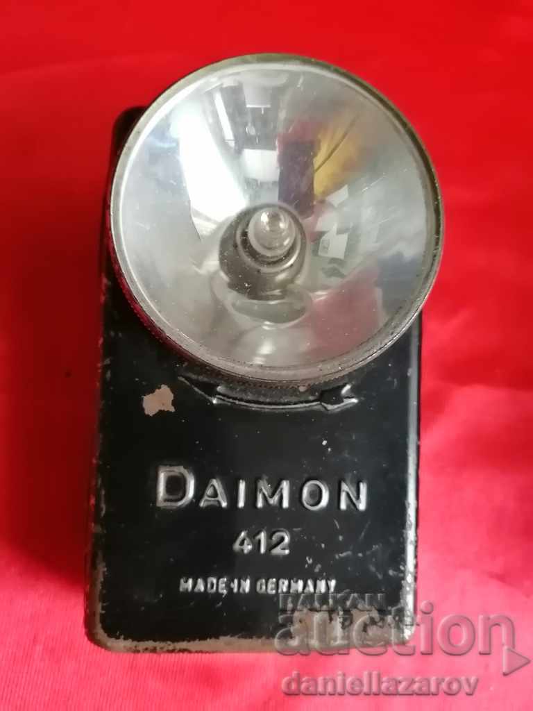 Auction WW2 German Military Flashlights DAIMON Wehrmacht, Battery Auction WW2 German Military Flashlights DAIMON Wehrmacht, Battery
