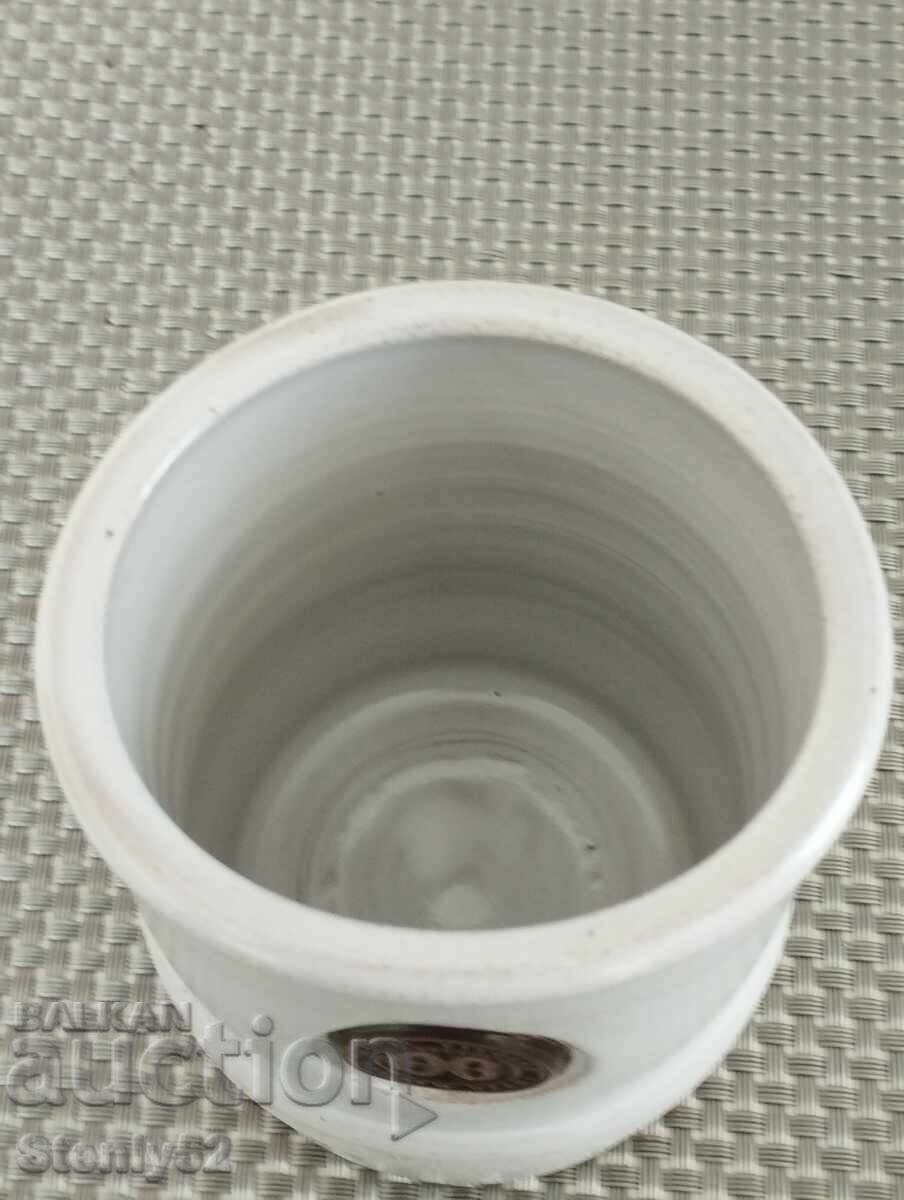 Auction  Ceramic pencil case, mug The New Otani-Hotel Vitosha