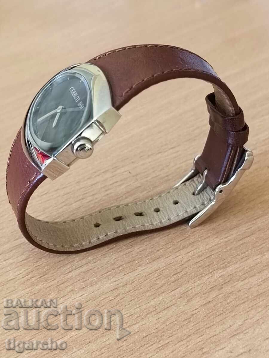 Дамски часовник CERRUTI 1881 с цена 70.00 лв. | € 35.79 Дамски часовник CERRUTI 1881 с цена 70.00 лв. | € 35.79