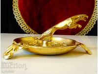 Jaguar, Jaguar gold-plated jewelry box, paperweight, ashtray.