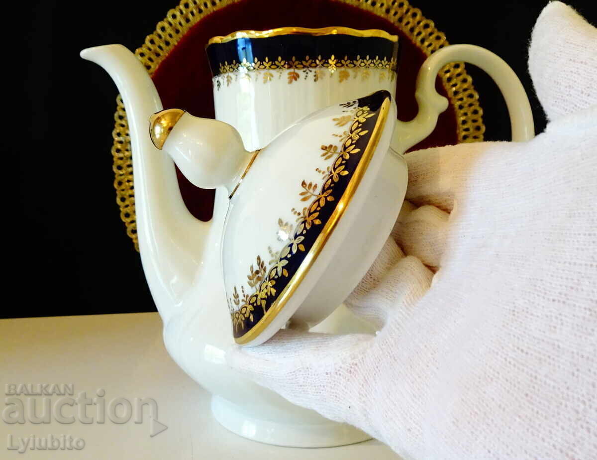 Bavarian porcelain jug, gold, cobalt. with price 49.00 BGN | € 25.05 Bavarian porcelain jug, gold, cobalt. with price 49.00 BGN | € 25.05