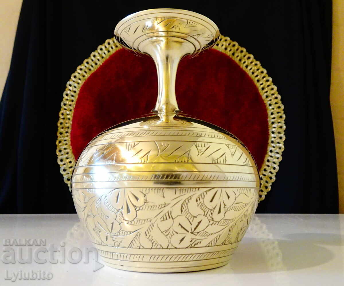 Bronze wine cup British India, marked, engraved with price 59.00 BGN | € 30.17 Bronze wine cup British India, marked, engraved with price 59.00 BGN | € 30.17