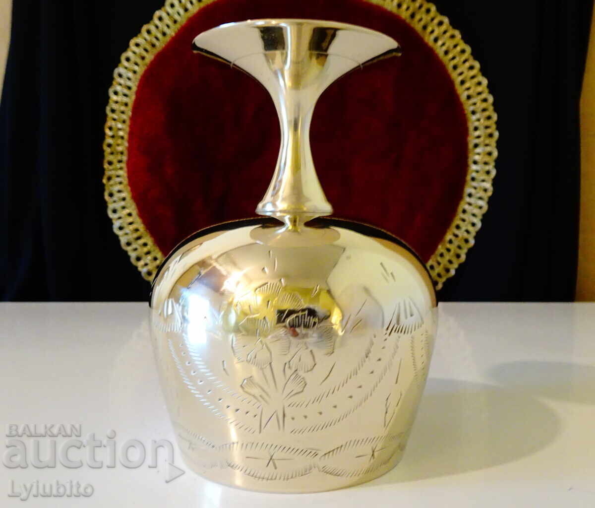 Delivery of English bronze wine goblet, cup, marked Delivery of English bronze wine goblet, cup, marked