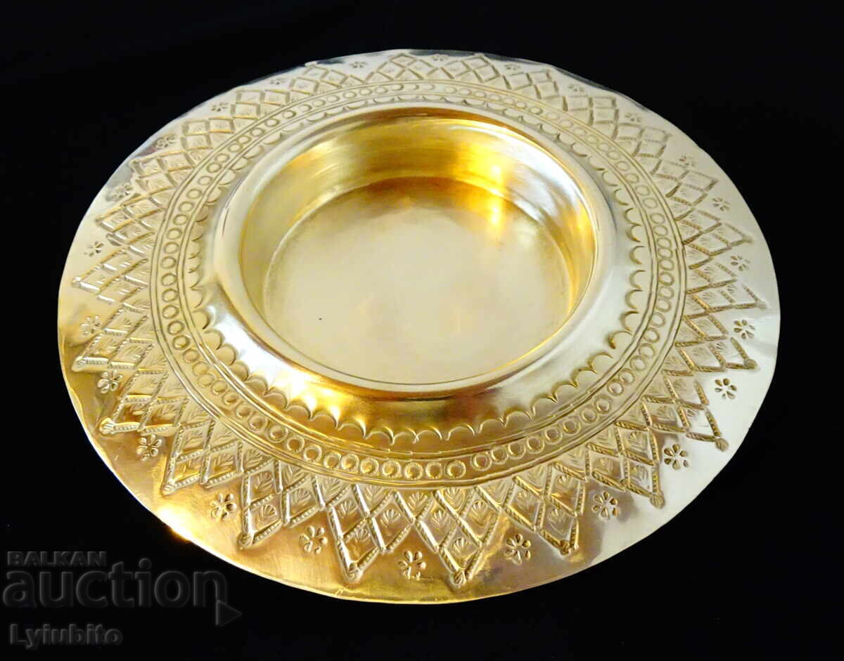 Antique bronze vessel, nut bowl, bowl, ashtray