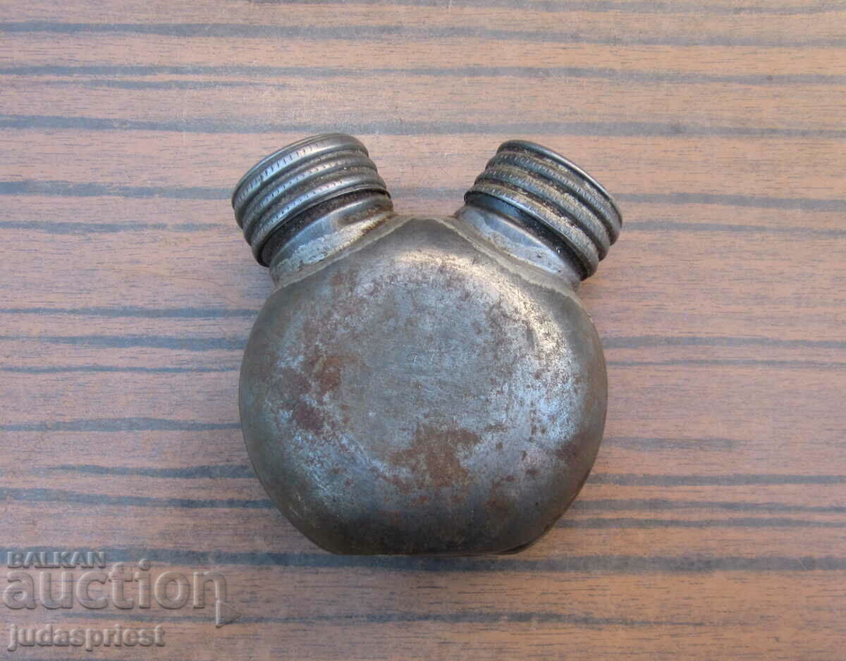 Παράδοση παλιά βουλγαρική στρατιωτική μεταλλική λαδόκολλα με σήμανση Παράδοση παλιά βουλγαρική στρατιωτική μεταλλική λαδόκολλα με σήμανση