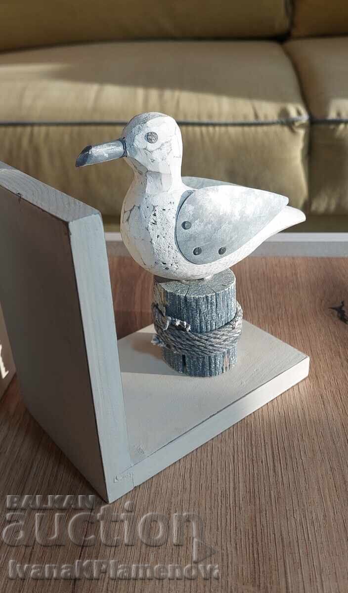 Auction Bookends wood for connoisseurs Auction Bookends wood for connoisseurs