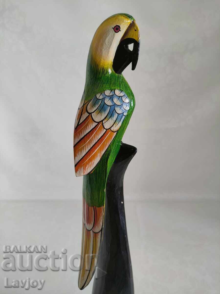 Auction Wooden figure Parrot Auction Wooden figure Parrot